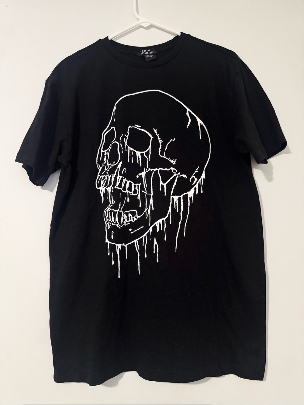 Social Collision Dripping Skull Safety Pin T-Shirt